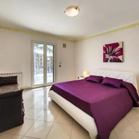 Magda - Private Pool 20 Pax